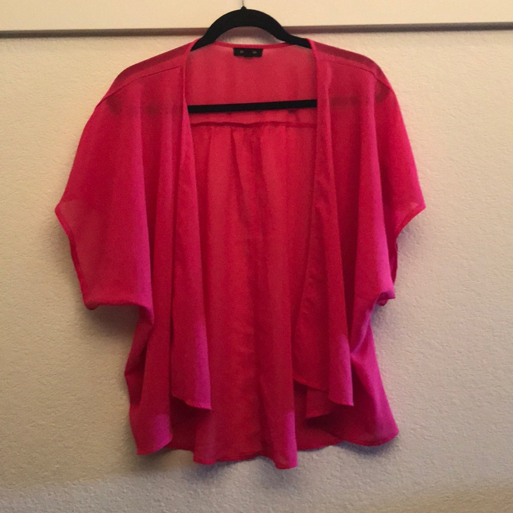 Pink Miss Avenue top/shrug